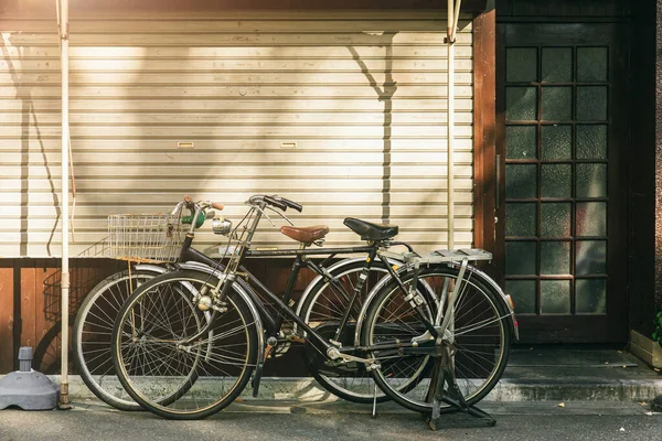 Vintage Bicycle Parking Street Japan — Stock Photo, Image