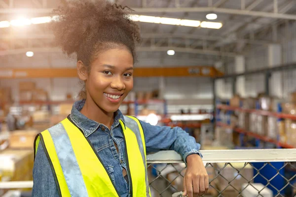 Portrait Young Teen African Black Girl Teen Work Large Warehouse — Fotografia de Stock
