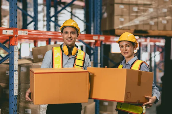 Warehouse Working People Team Caucasian Male Woman Working Delivery Shipping — 图库照片