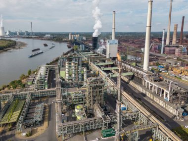 2003 yılından beri ThyssenKrupp tarafından işletilen Duisburg 'daki Schwelgern kokain fabrikası, dünyanın en büyük türlerinden biridir. Yılda 2.5 milyon ton kokain üretiyor. Toplam inşaat maliyetleri yaklaşıyordu. 800 milyon euro..