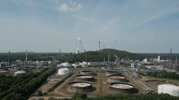 Vista Aérea Depósito Combustible Tanques Petróleo Renania Del Norte Westfalia — Vídeos de Stock