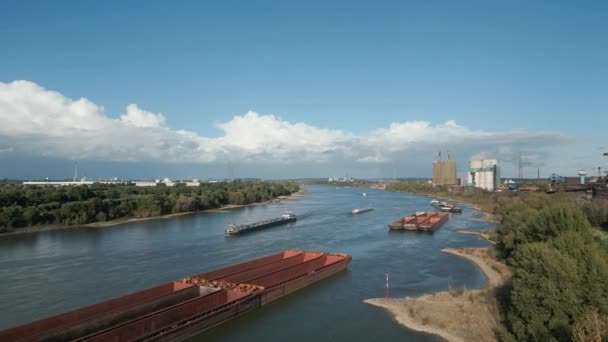 Lastkähne Auf Dem Rhein Nordrhein Westfalen Die Waren Transportieren — Stockvideo