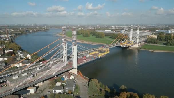 Construcción Nuevo Puente Autopista Sobre Río Rin Renania Del Norte — Vídeo de stock