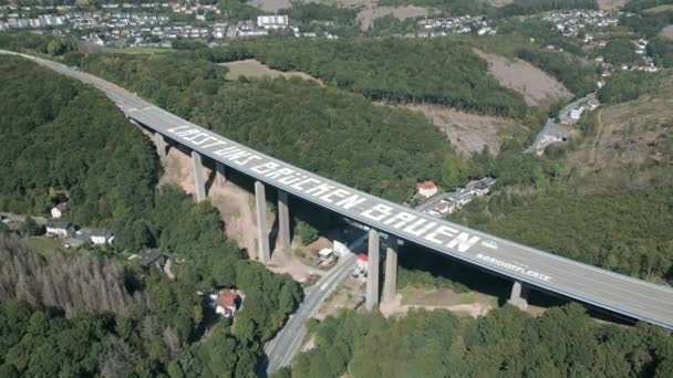 Das Rahmeder Viadukt Ist Eine 453 Meter Lange Brücke Der — Stockvideo