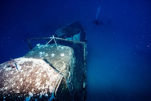 Old Rusty Shipwreck Background Blue Water — Stock Photo, Image