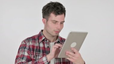 Tabletteki Başarıyı Kutlayan Genç Adam Portresi 