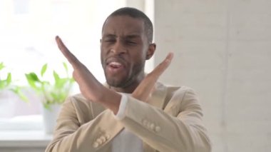 Afrikalı Adam 'ın Portresi Silah Hareketi Göstermiyor, İnkar 