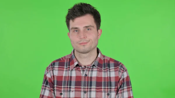 Retrato de Jovem mostrando nenhum sinal por Shaking Head, Tela Chroma Verde — Fotografia de Stock