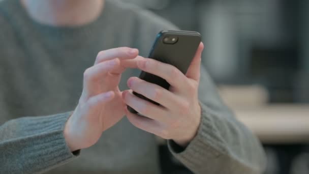 Close up of Hands of Man using Smartphone — Stock video