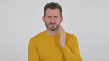 Orta yaşlı hasta bir adamın diş ağrısı olan portresi.