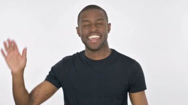 Genç Afrikalı El sallıyor, Beyaz Arkaplanda Hoş Geldiniz 