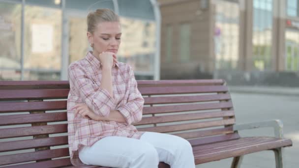 Tired Casual Woman Sleeping While Sitting Outdoor Bench — Vídeos de Stock