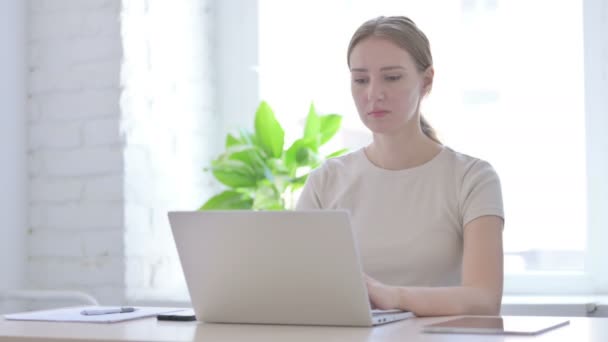 Young Woman Coughing While Working Laptop — ストック動画