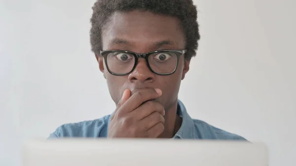 Close African Man Reacting Loss While Using Laptop —  Fotos de Stock