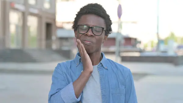 Portrait African Man Having Toothache Outdoor — Stock Photo, Image