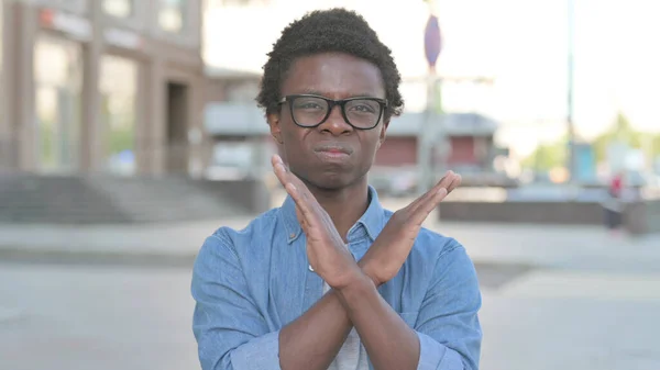 Portrait Rejecting African Man Doing Gesture Outdoor —  Fotos de Stock