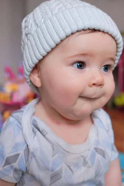 Harika Bir Ifadesi Olan Tatlı Erkek Bebek — Stok fotoğraf