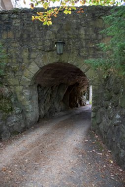 Weinheim Kalesi 'nin küçük bir alt geçidi.