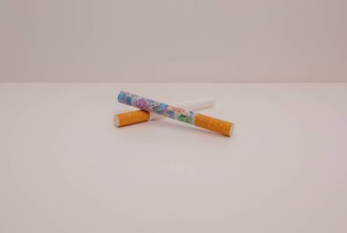 Sigara içmek para yakmaktır.