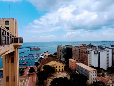 Bahia de Todos os Santos, Mercado Modelo ve Elevador Lacerda em Salvador - Bahia