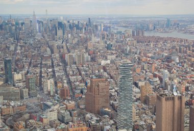 manhattan adasının havadan görünümü.