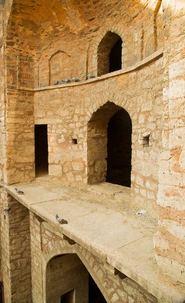 Adrasen Ki Baoli Yeni Delhi 'de..