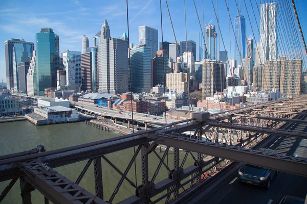 Muhteşem Brooklyn Köprüsü Nde Geziniyorum — Stok fotoğraf