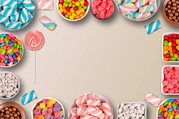 Bunte Bonbons Marshmellows Schokoladenkugeln Gläsern Lutscher Und Süße Erdnüsse Und — Stockfoto