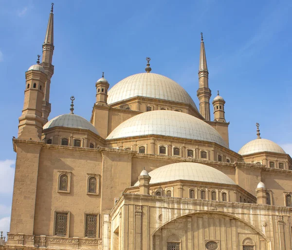 Muhammed Ali 'nin Kahire' deki camii cephesi, Mısır.