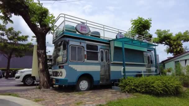 Old Bus Converted Double Decker Bar Bar Bus — Stock Video