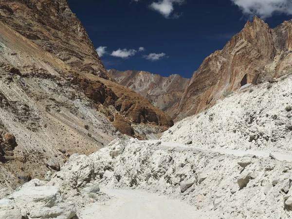 Route Montagne Lumineuse Dans Gorge Haute Montagne Ladakh Himalaya Inde — Photo