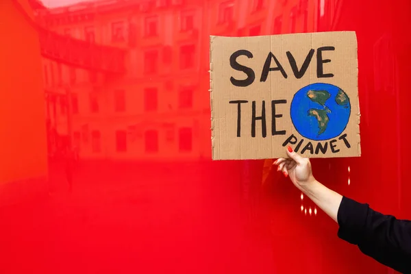 Pollution Environnement Sauver Planète Écologie Jeune Femme Tenant Une Bannière — Photo
