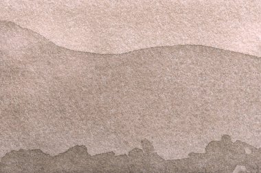 Soyut sanat arka planı açık kahverengi ve bej rengi. Tuval üzerinde çok renkli boya. Gradyan sanat eseri parçası. Doku arkaplanı. Dekoratif gümüş duvar kağıdı.