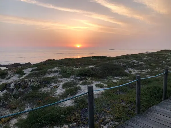 Kolorowy Zachód Słońca Północnym Wybrzeżu Portugalii — Zdjęcie stockowe