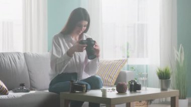 Kadın Dijital Yaratıcı Olarak Çalışıyor