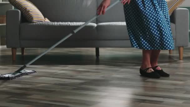 Woman Is Dancing and Cleaning Floor — Stock Video