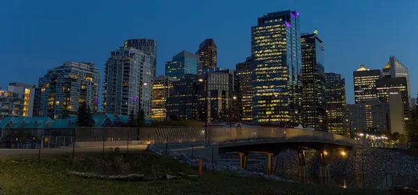 Calgary Cityscape Reflected River Water Dusk — Stock Photo, Image