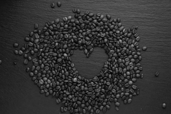 Composición Granos Café Sobre Fondo Piedra Negra Vista Plana — Foto de Stock