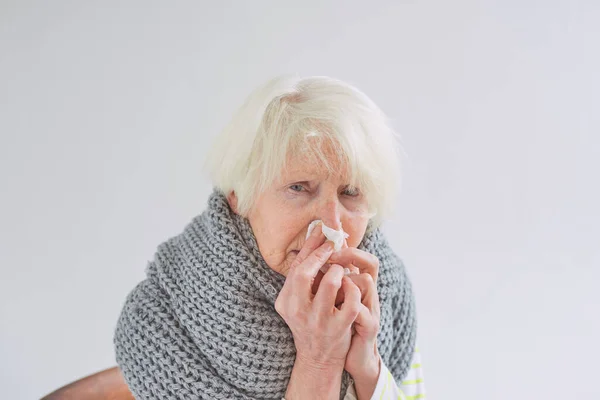 Senior Ill Woman Scarf Freezing Cold Home Health Care Crisis — Stock Photo, Image
