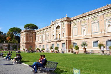 Vatikan, İtalya - 16 Ekim 2021: Vatikan Bahçeleri 