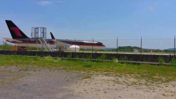 Este Vídeo Donald Trumps Private Jet Trump Force One Trump — Vídeo de Stock