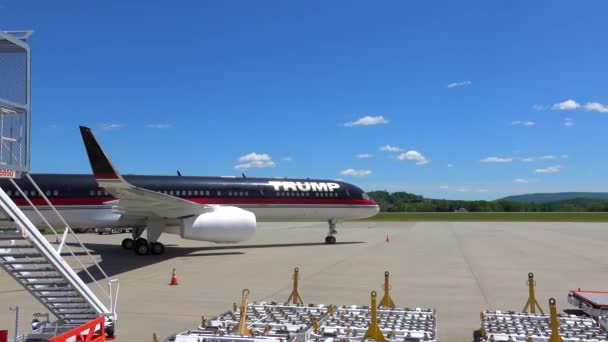 Este Vídeo Donald Trumps Private Jet Trump Force One Trump — Vídeo de Stock