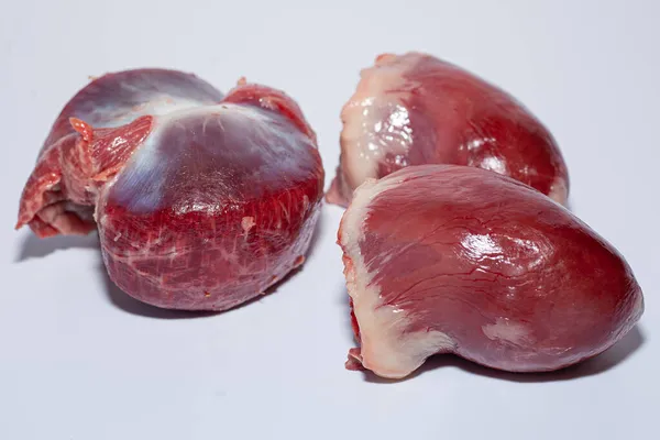 Νόστιμες Καρδιές Γαλοπούλας Και Κρέας Βιολογικό Κρέας Γαλοπούλας Λαχανικά — Φωτογραφία Αρχείου