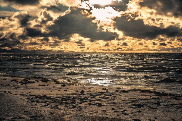 Soleil Brille Sur Les Vagues Mer Vent Souffle Les Vagues — Photo