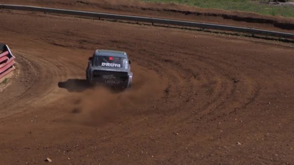 Carro Buggy Competição Uma Pista Cascalho Lutando Para Primeiro Lugar — Vídeo de Stock