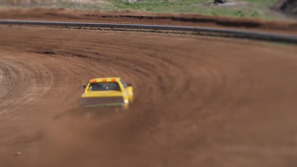 Voiture Buggy Compétition Sur Une Piste Gravier Battant Pour Première — Video