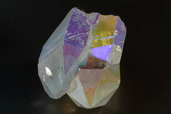 Pastel Colorido Angel Aura Quartz Cristal Ponto Macro Cluster Isolado — Fotografia de Stock