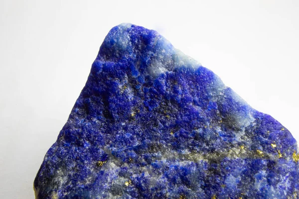 Beyaz Arka Planda Çiğ Lapis Lazuli Kayası Beyaz Arka Planda — Stok fotoğraf