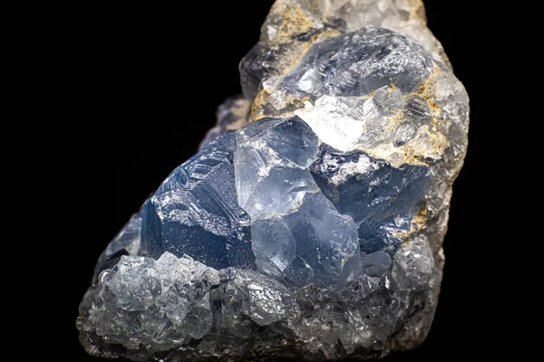 Verdadeiro Celestino Azul Claro Celestite Cristal Pedra Cluster Macro Isolado — Fotografia de Stock