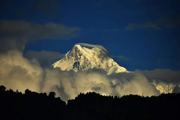Mount Kanchenjunga Covered Clouds — Stock Photo, Image